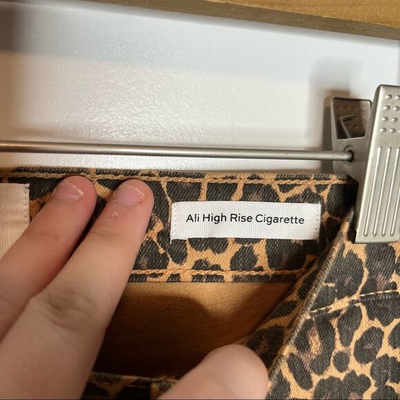 NWT Frame Leopard Print Ali High Rise Cigarette Jeans Size 25 - Picture 4 of 7
